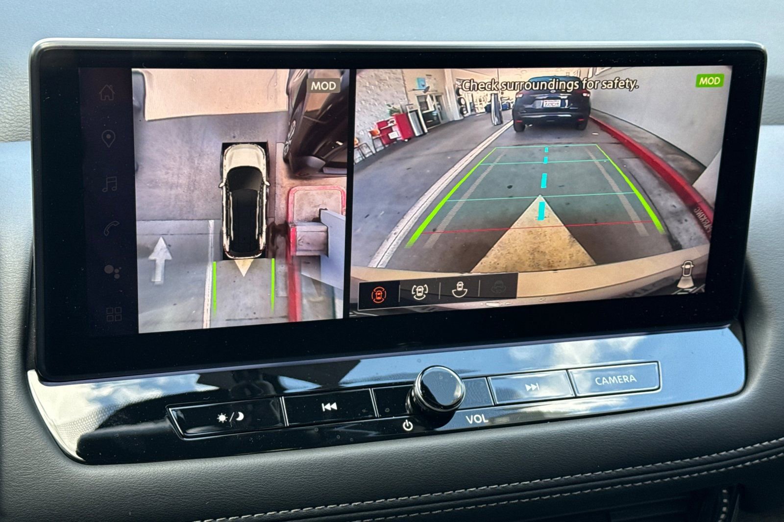 New 2026 Nissan Rogue Platinum w/ Platinum Premium Package AWD/4WD image 17