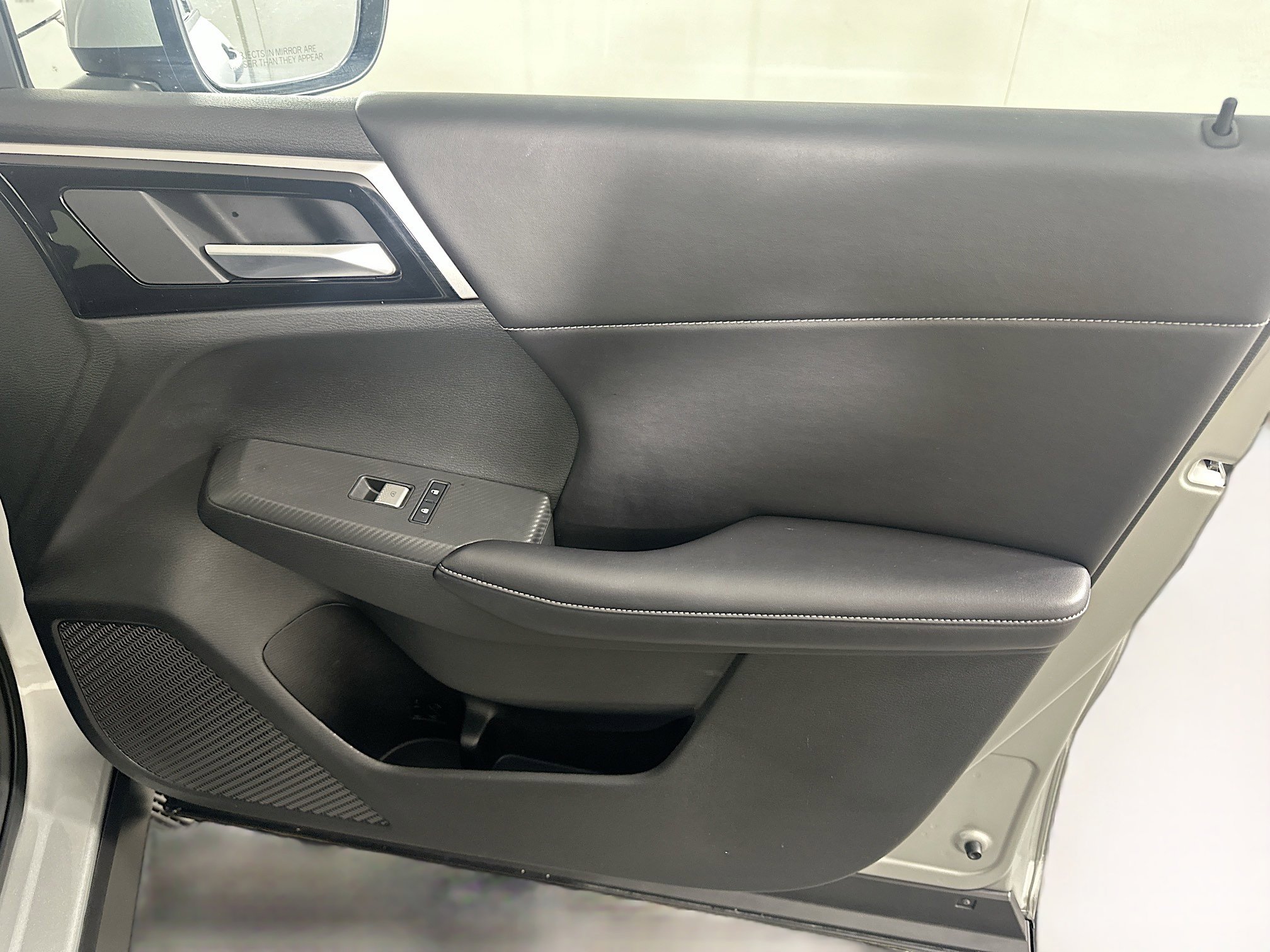 Used 2024 Mitsubishi Outlander SE image 31