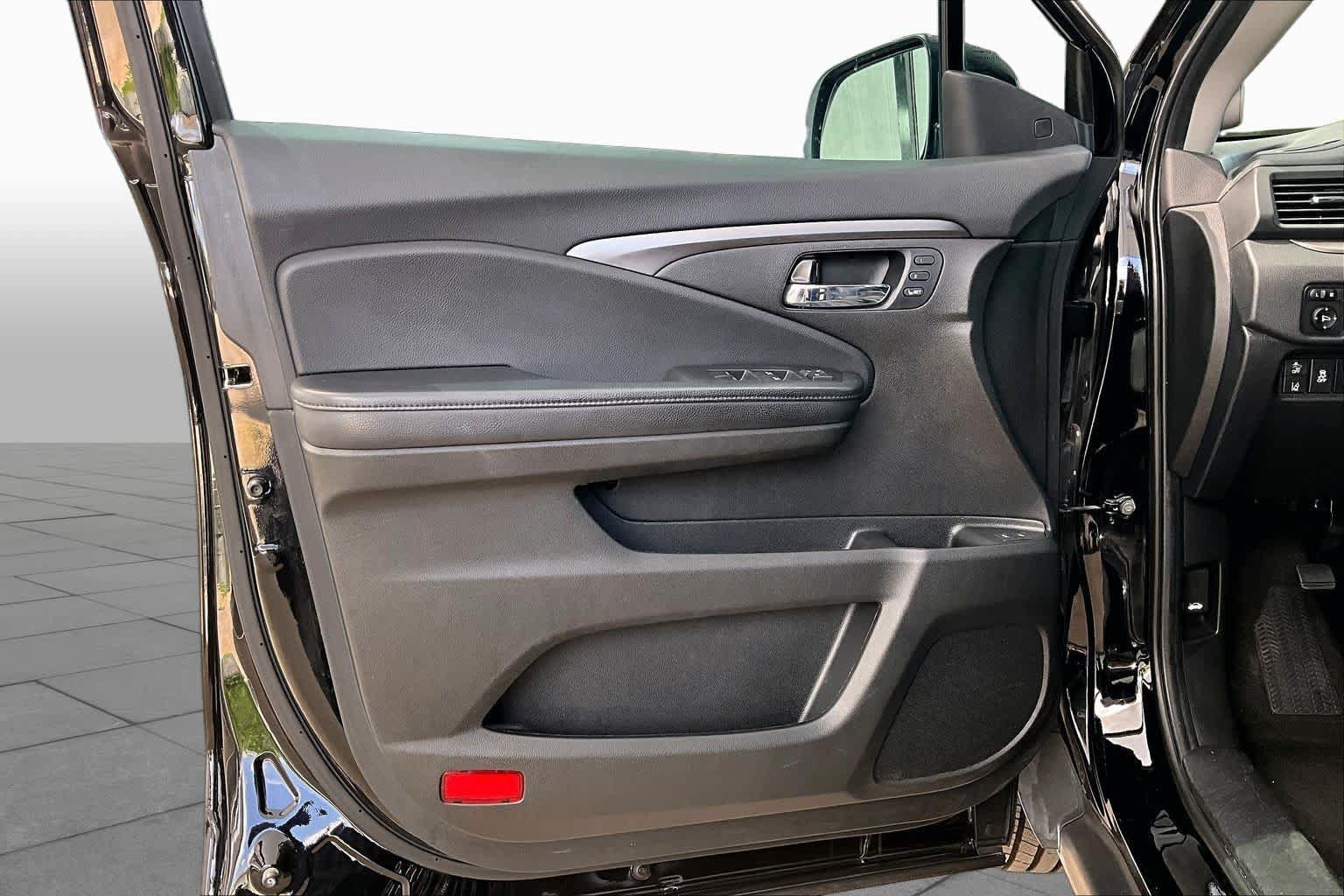 Used 2021 Honda Pilot Special Edition image 22