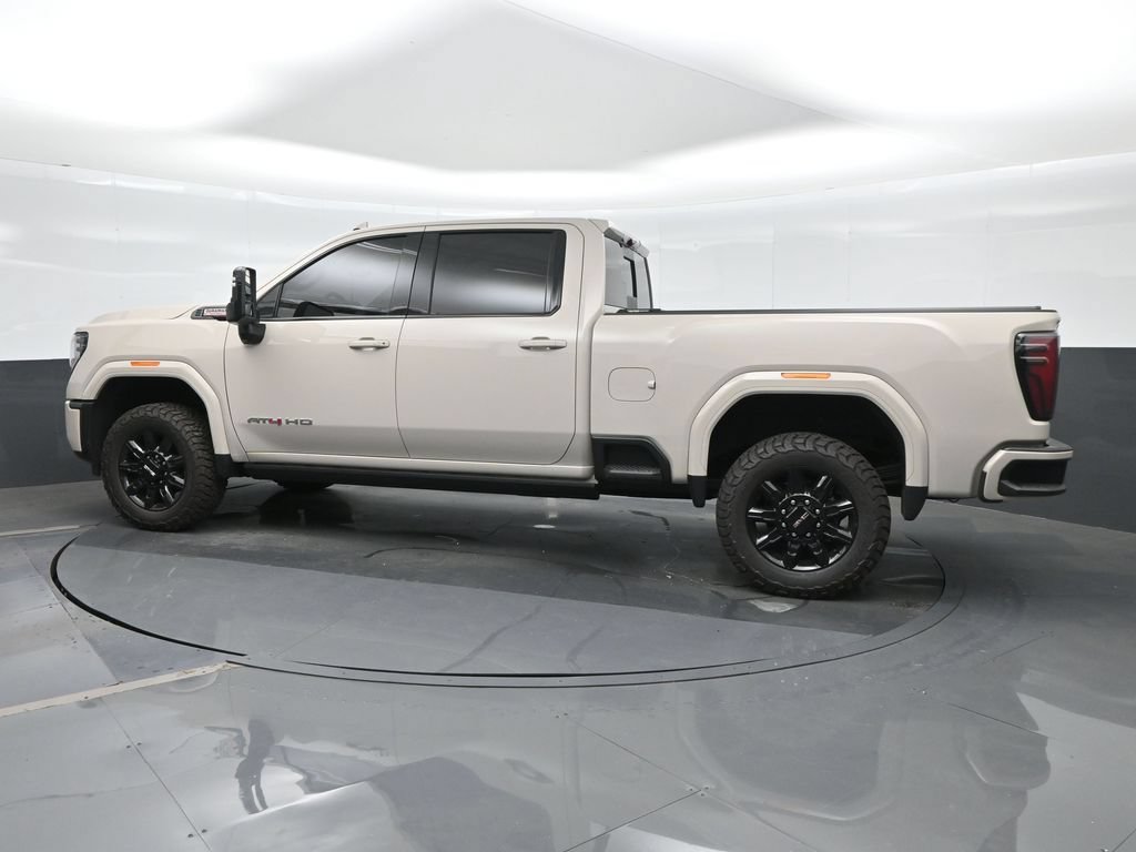 Used 2026 GMC Sierra 2500 AT4 w/ AT4 Premium Plus Package AWD/4WD image 3