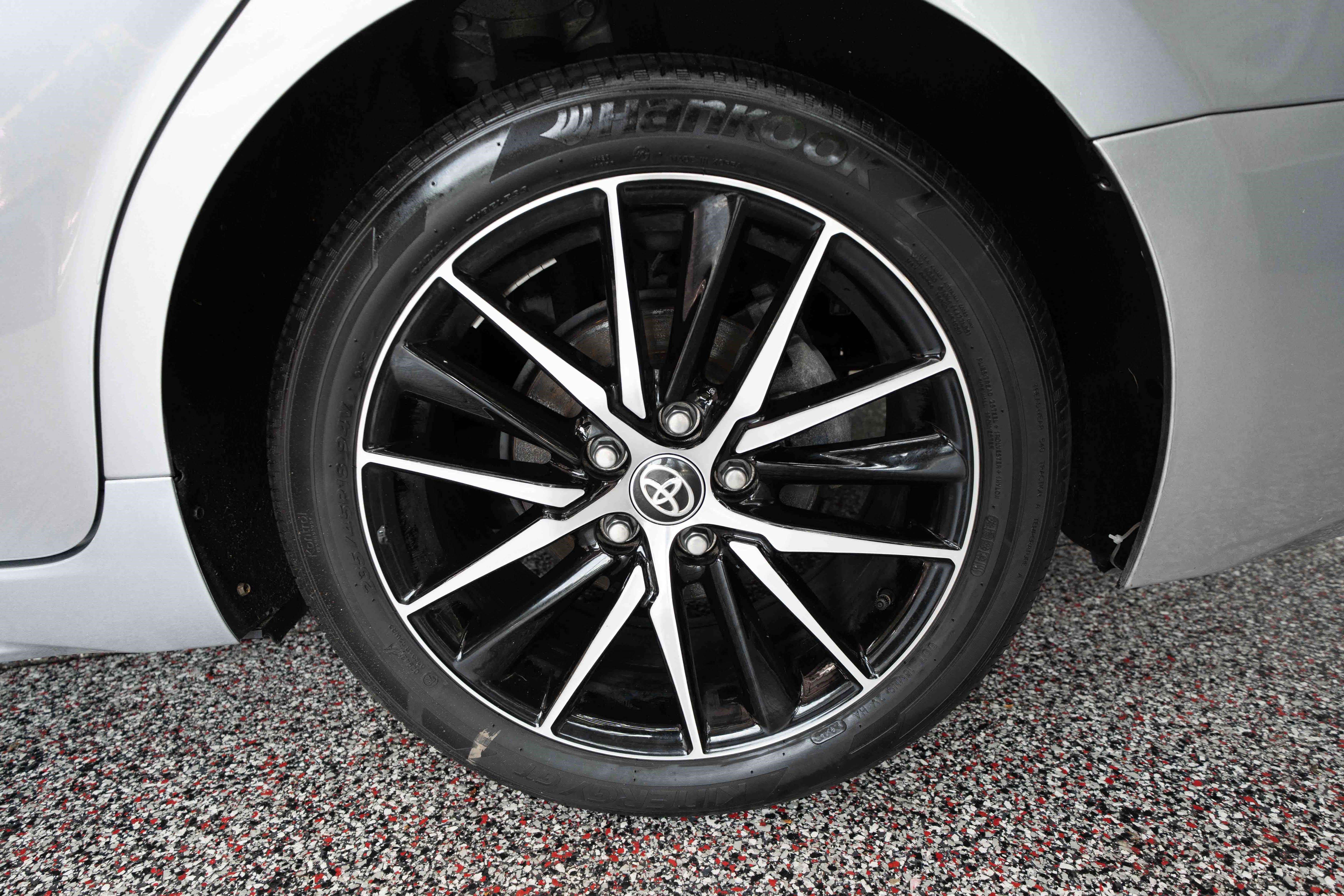 Used 2024 Toyota Camry SE w/ Cold Weather Package AWD/4WD image 28