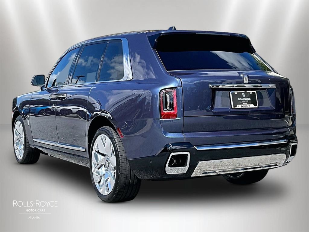 New 2026 Rolls-Royce Cullinan AWD/4WD image 3