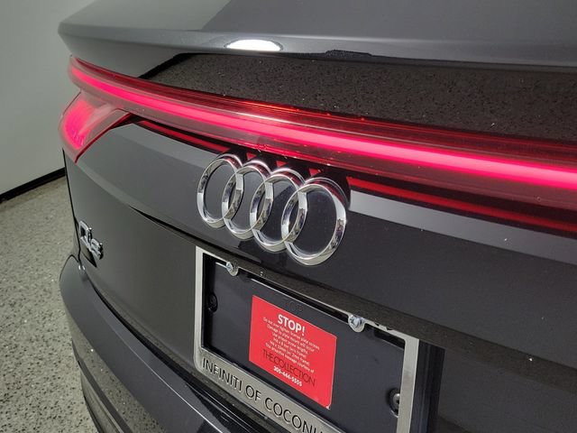Used 2023 Audi Q8 Premium Plus AWD/4WD image 6
