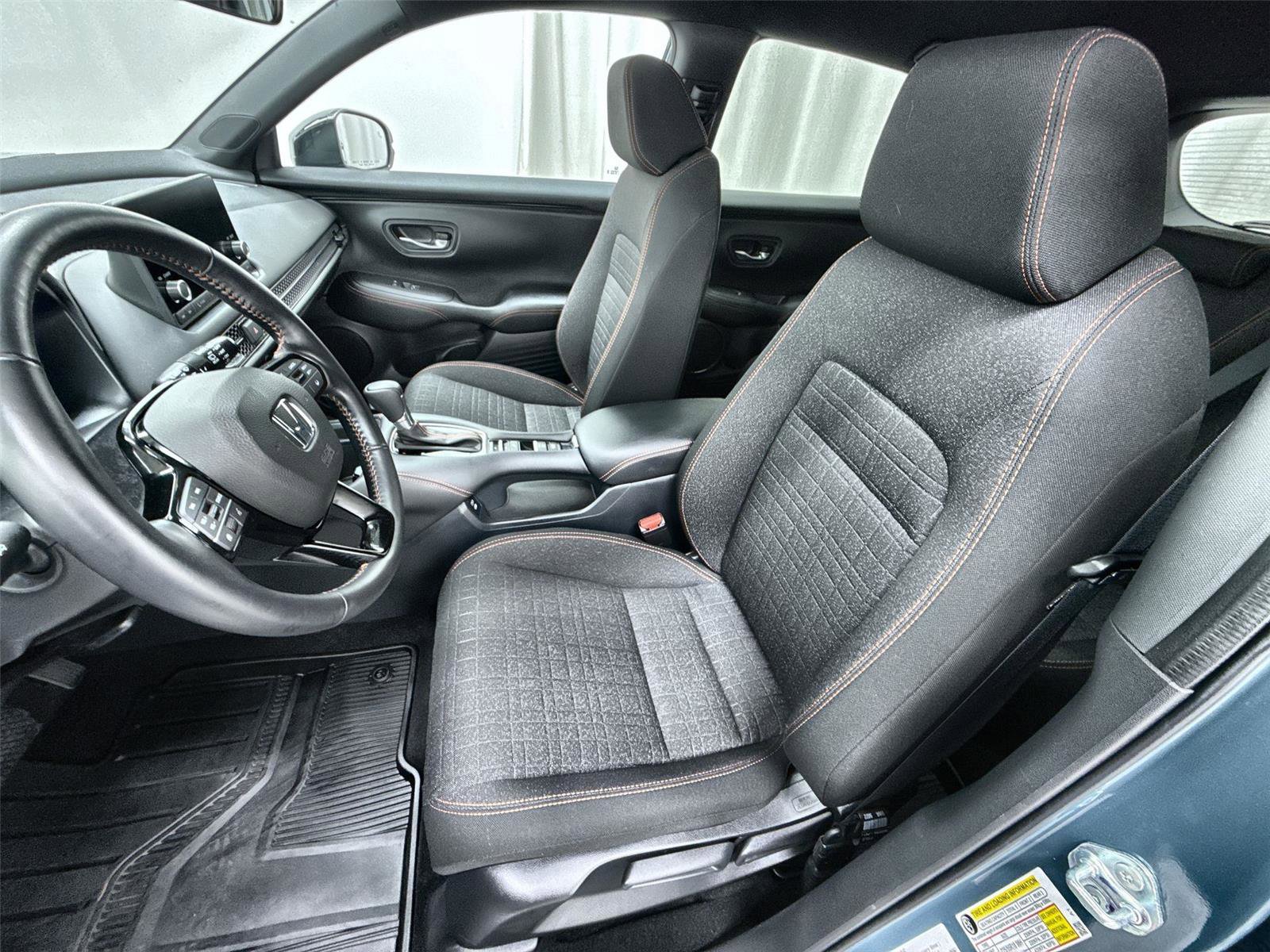 Certified 2025 Honda HR-V Sport image 18