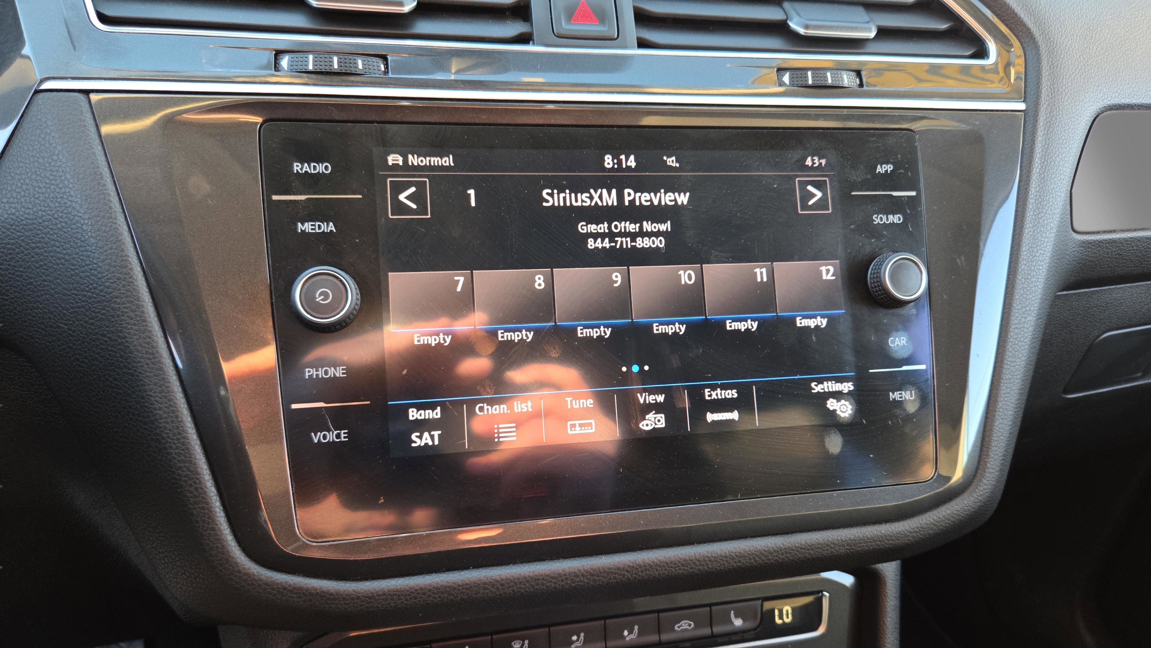 Used 2019 Volkswagen Tiguan S image 23