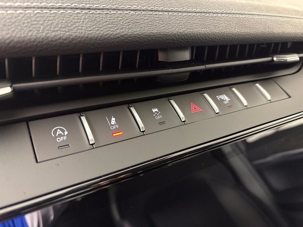 New 2027 Jeep Grand Cherokee Altitude AWD/4WD image 23
