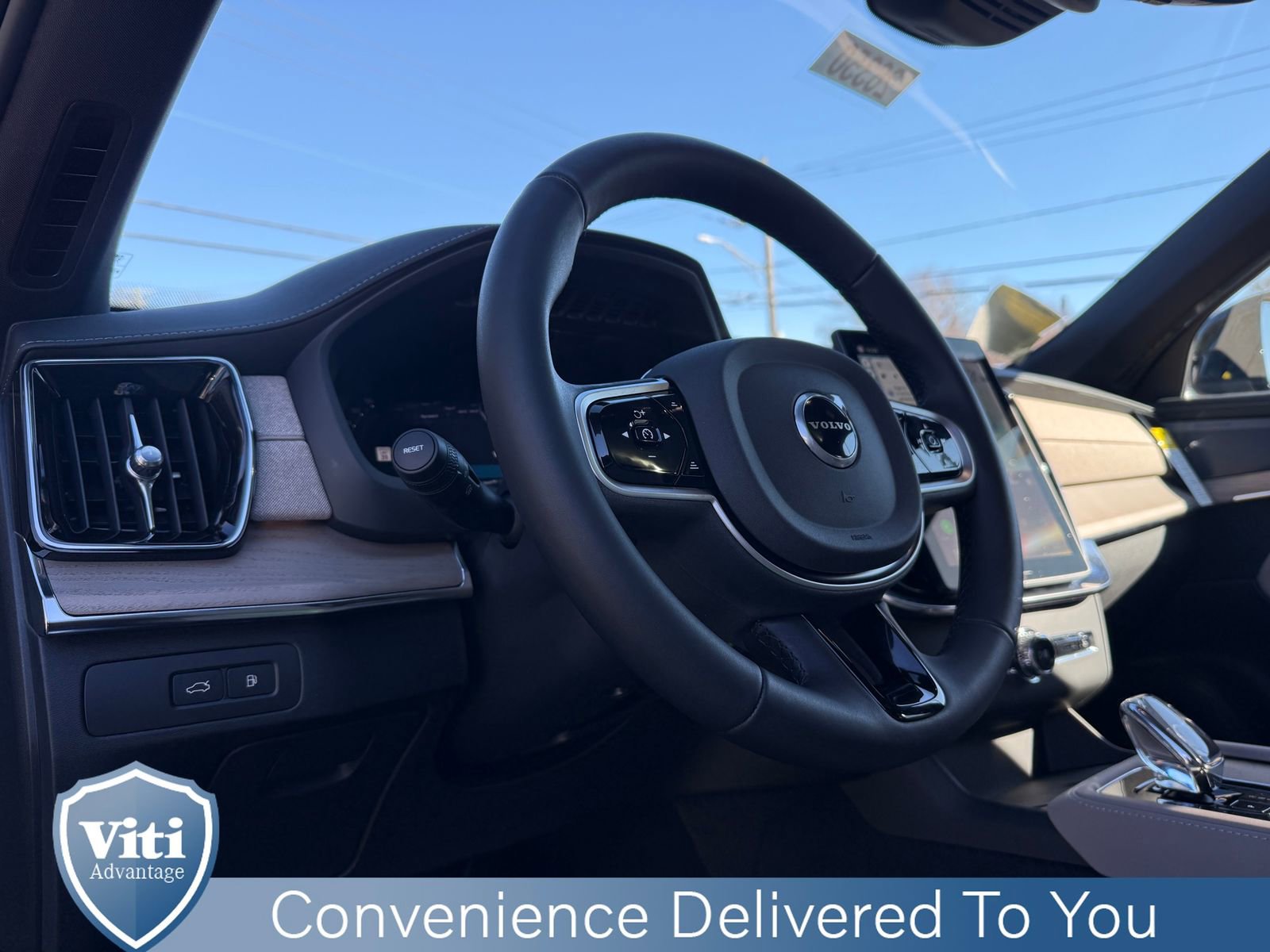 New 2026 Volvo XC90 T8 Plus w/ Protection Package Premier image 12