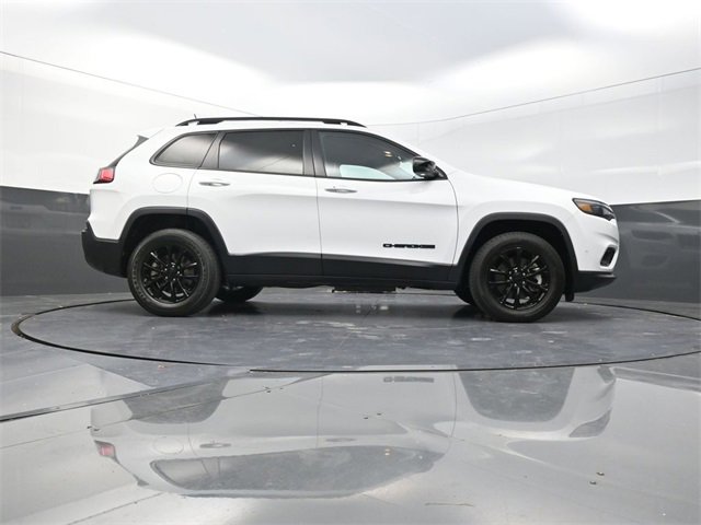 Used 2023 Jeep Cherokee Altitude Lux image 33