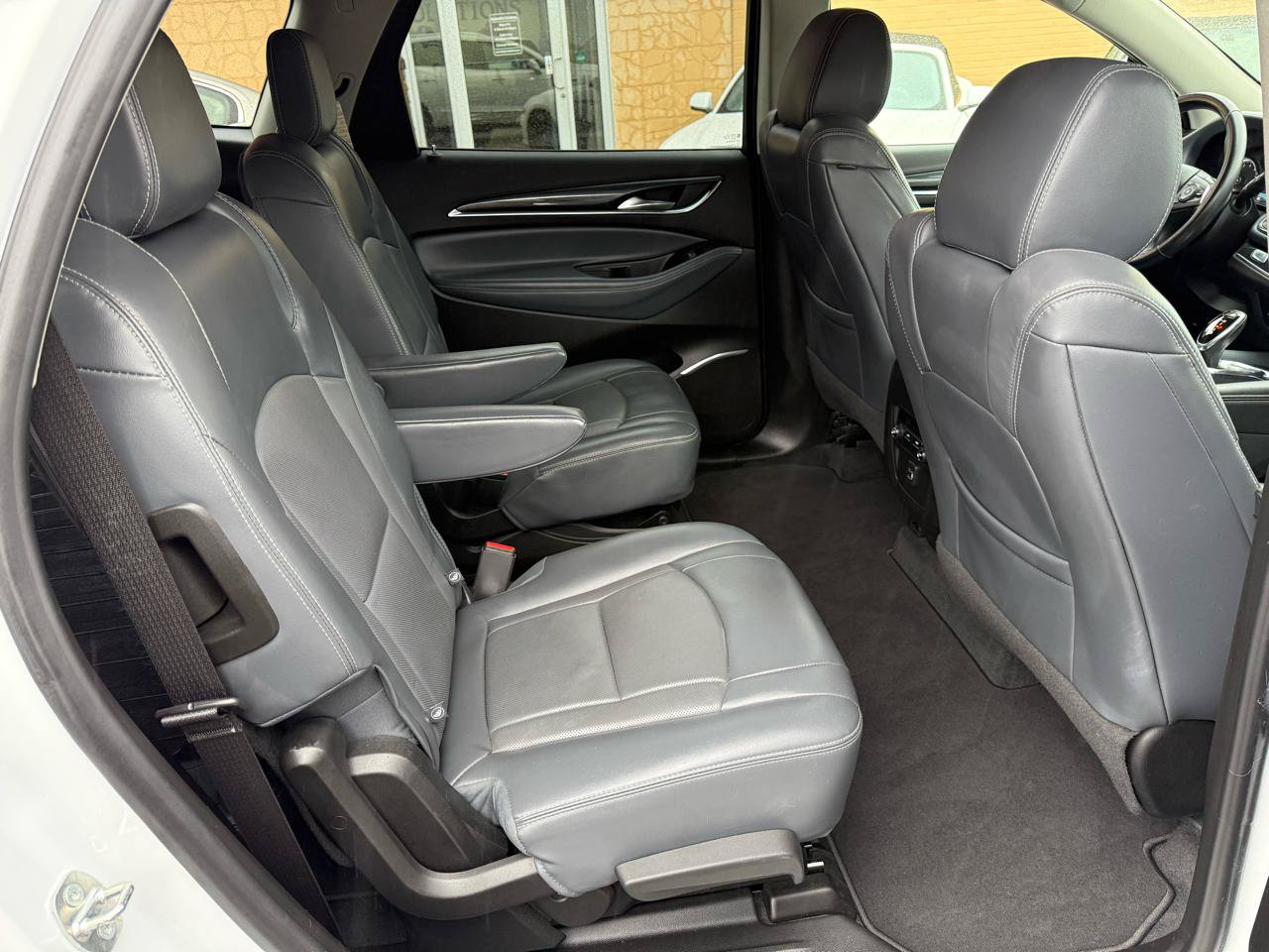 Used 2018 Buick Enclave Essence FWD image 20