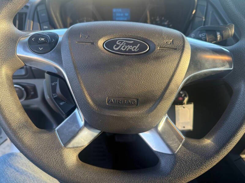 Used 2016 Ford Transit 350 XL image 10