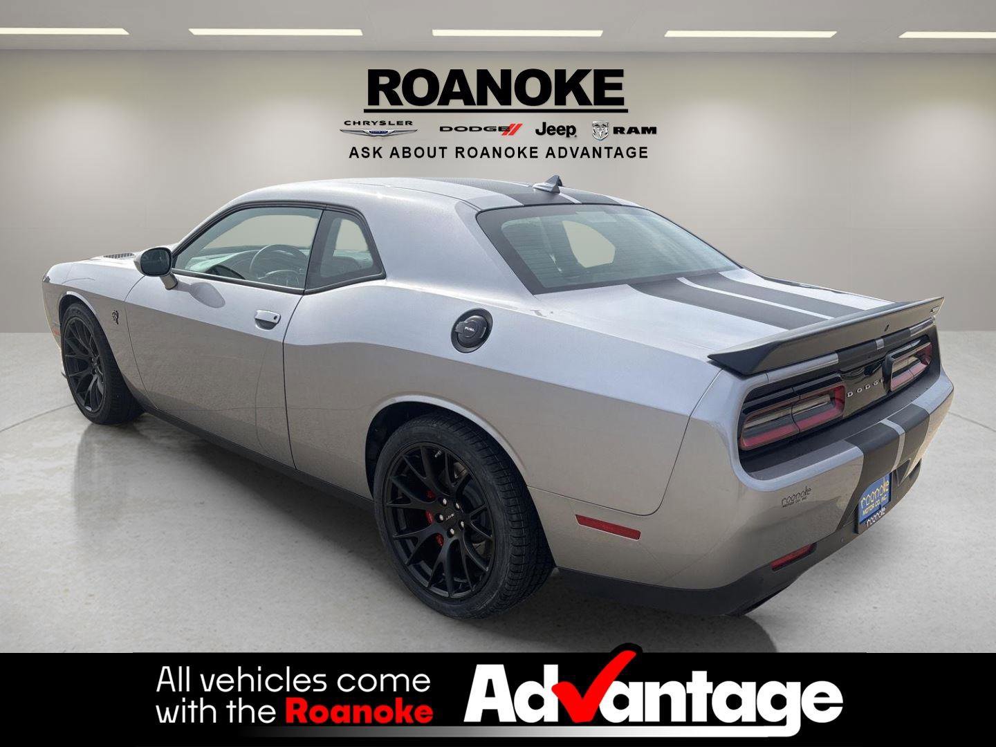 Used 2016 Dodge Challenger SRT Hellcat image 7