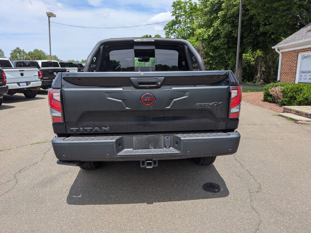 Used 2024 Nissan Titan PRO-4X w/ Pro-4x Utility Package AWD/4WD image 11