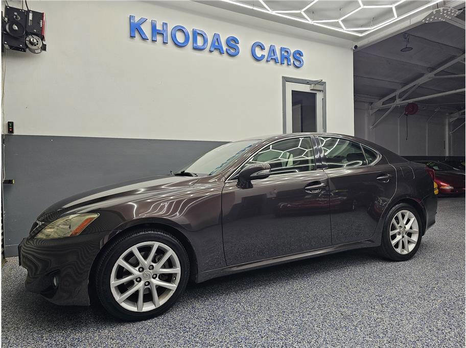 Used 2012 Lexus IS 250 w/ Premium Pkg Value Edition image 2