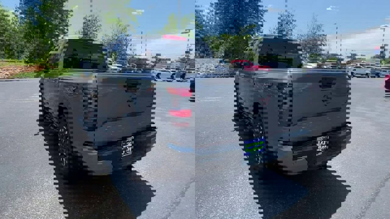 Used 2024 Nissan Frontier Pro-X w/ Pro Convenience Package image 7