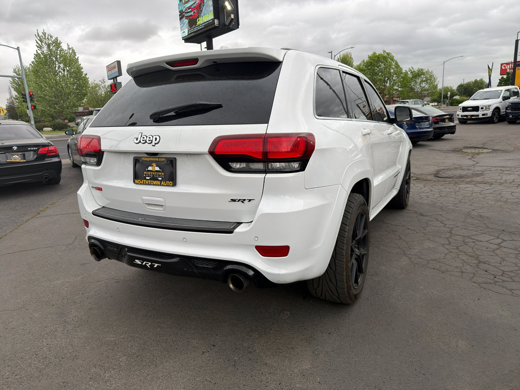 Used 2015 Jeep Grand Cherokee SRT AWD/4WD image 7