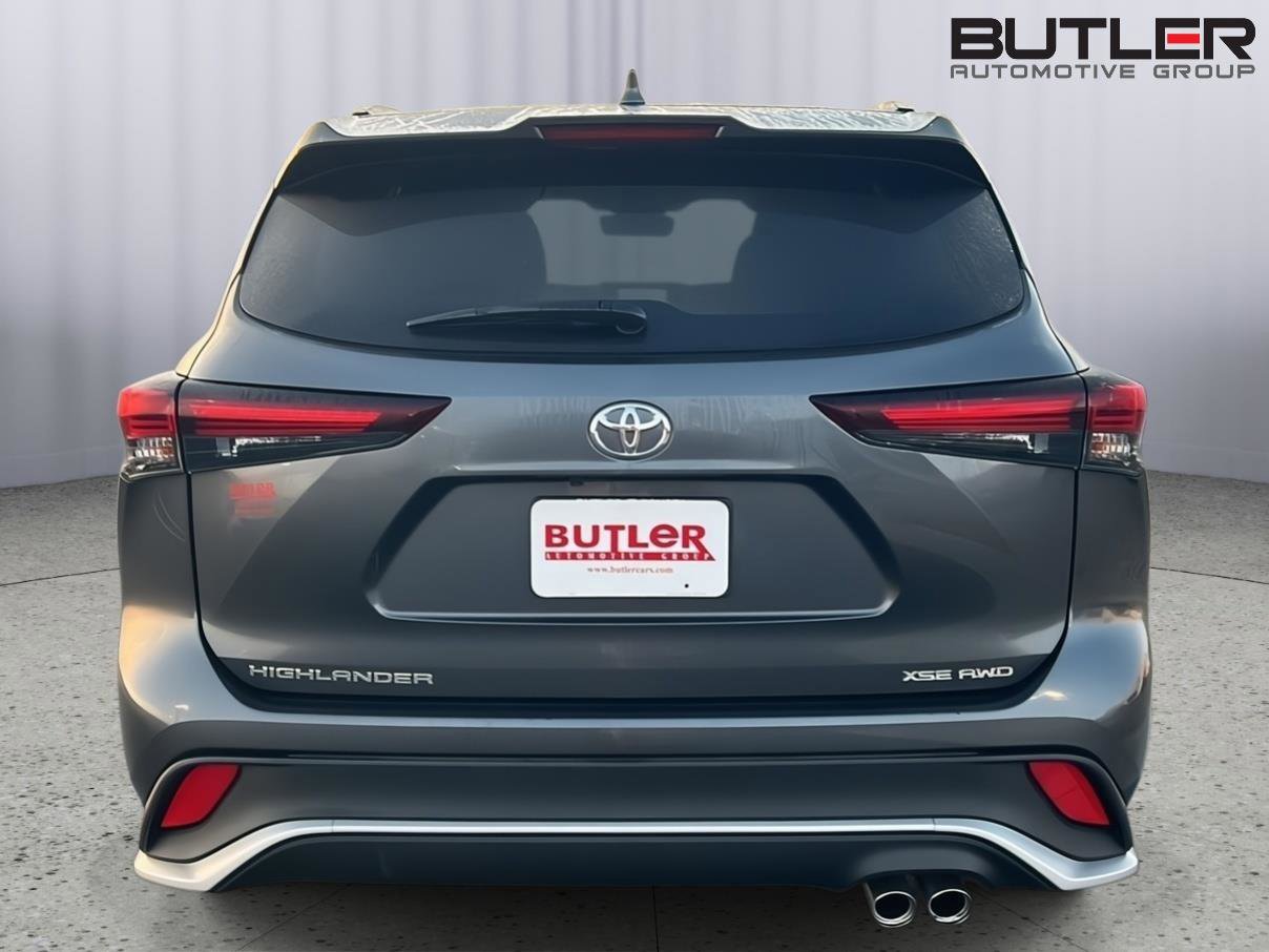 Certified 2025 Toyota Highlander XSE AWD/4WD image 5
