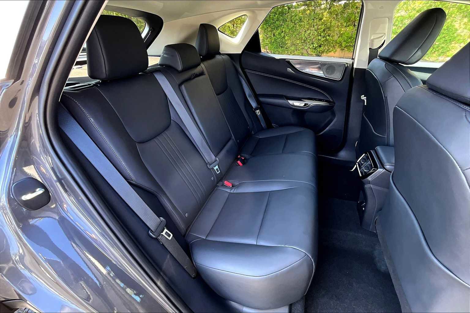 Used 2025 Lexus NX 250 FWD image 19