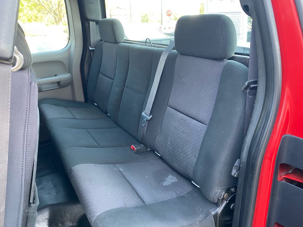 Used 2010 Chevrolet Silverado 1500 W/T RWD image 27