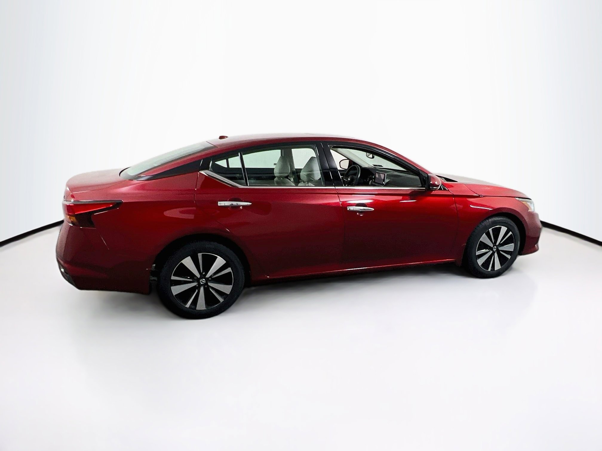 Used 2020 Nissan Altima 2.5 SL FWD image 4