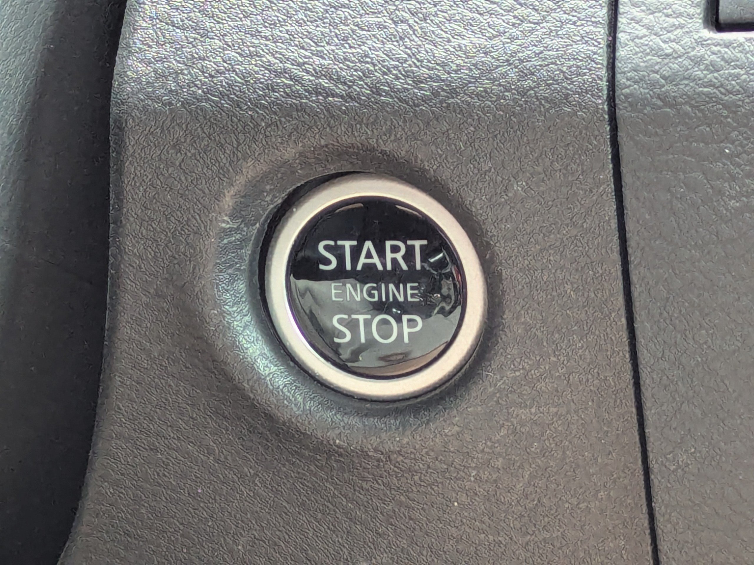 Certified 2025 Nissan Frontier SV AWD/4WD image 31