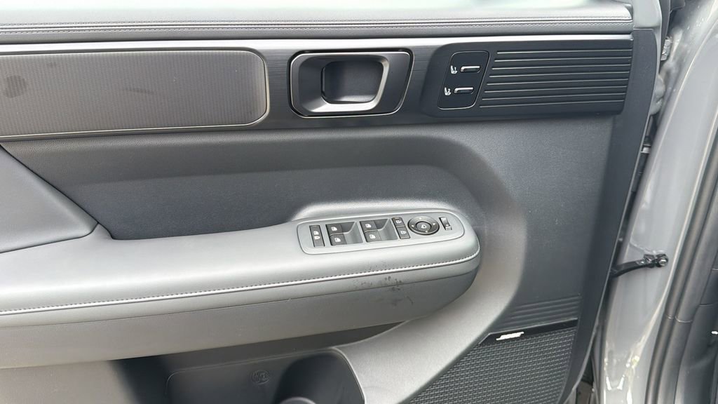 New 2026 Hyundai Santa Fe Calligraphy FWD image 13