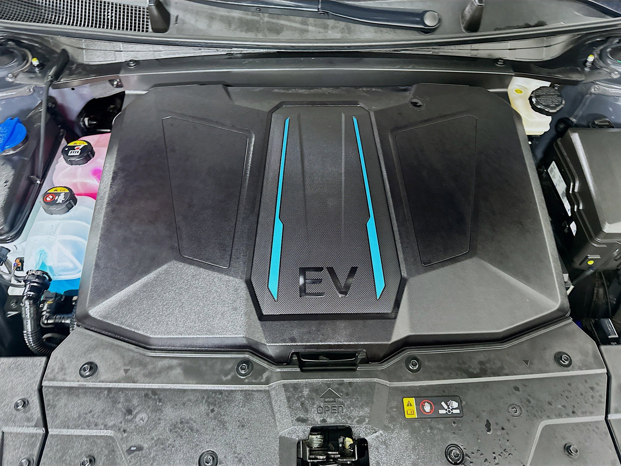 Used 2024 Hyundai Ioniq 5 SE image 31