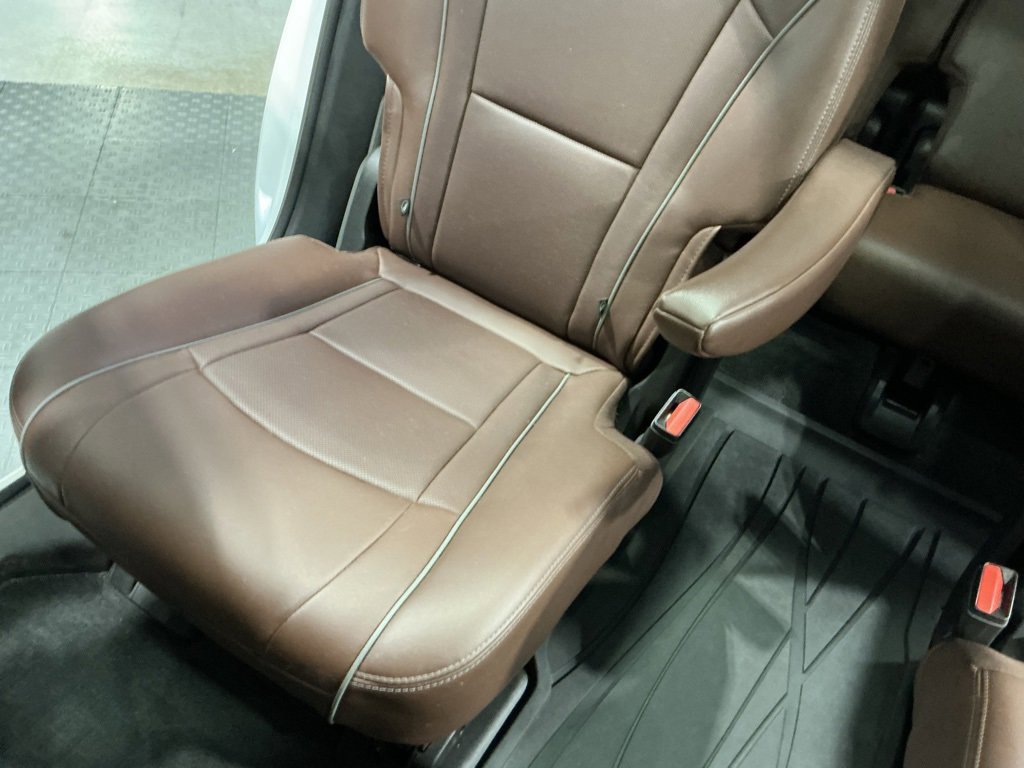 Used 2021 Buick Enclave Avenir w/ Avenir Technology Package image 29