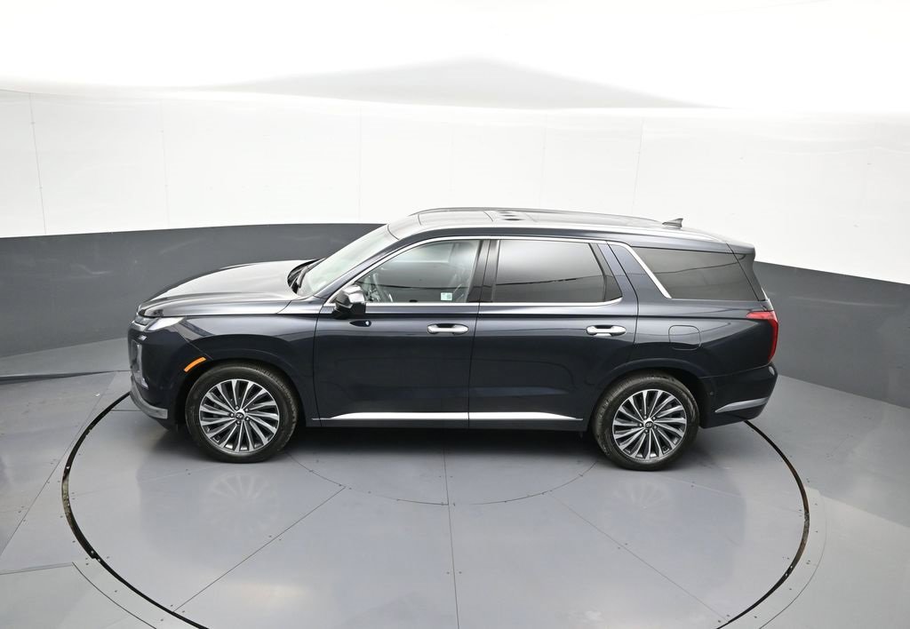 Used 2024 Hyundai Palisade Calligraphy image 43