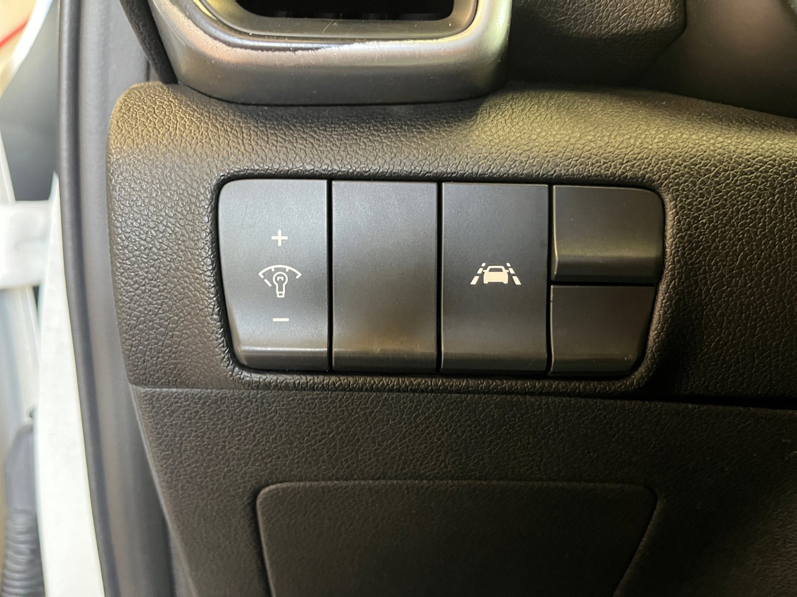 Used 2021 Kia Sportage LX image 21