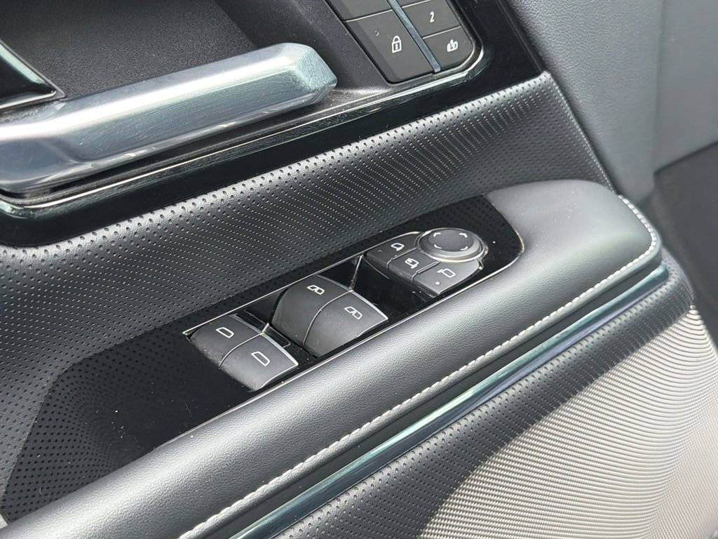 Used 2025 GMC Sierra EV Denali image 17