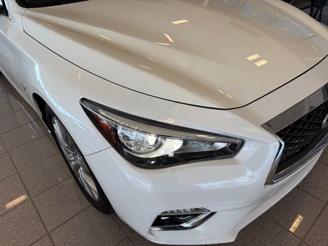 Used 2019 INFINITI Q50 Luxe w/ Essential Package (3.0T Luxe) image 9