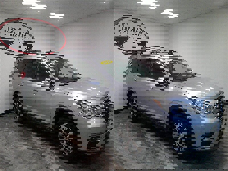 Used 2020 Subaru Ascent Premium image 4