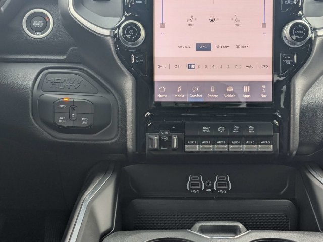 New 2026 RAM 3500 Big Horn AWD/4WD image 19