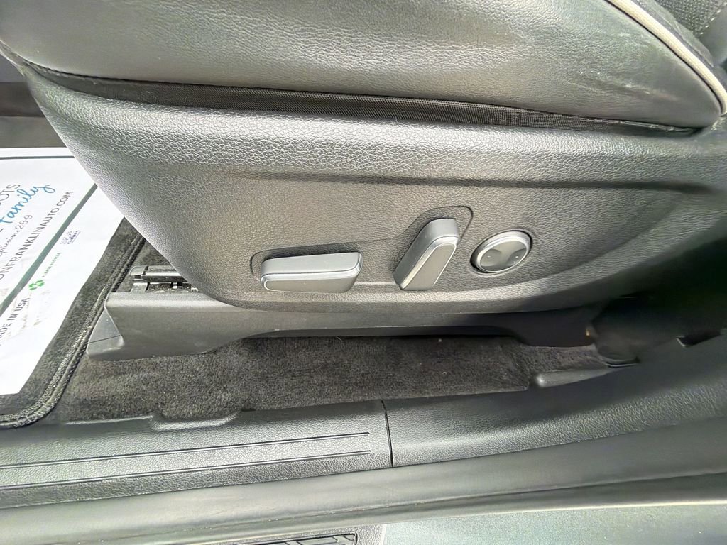 Used 2025 Hyundai Palisade SEL image 18