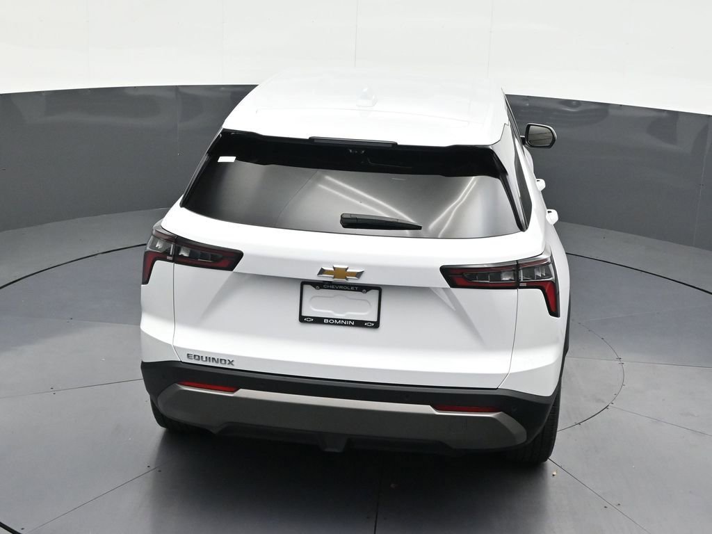 Used 2026 Chevrolet Equinox LT w/ Safety and Technology Package image 18