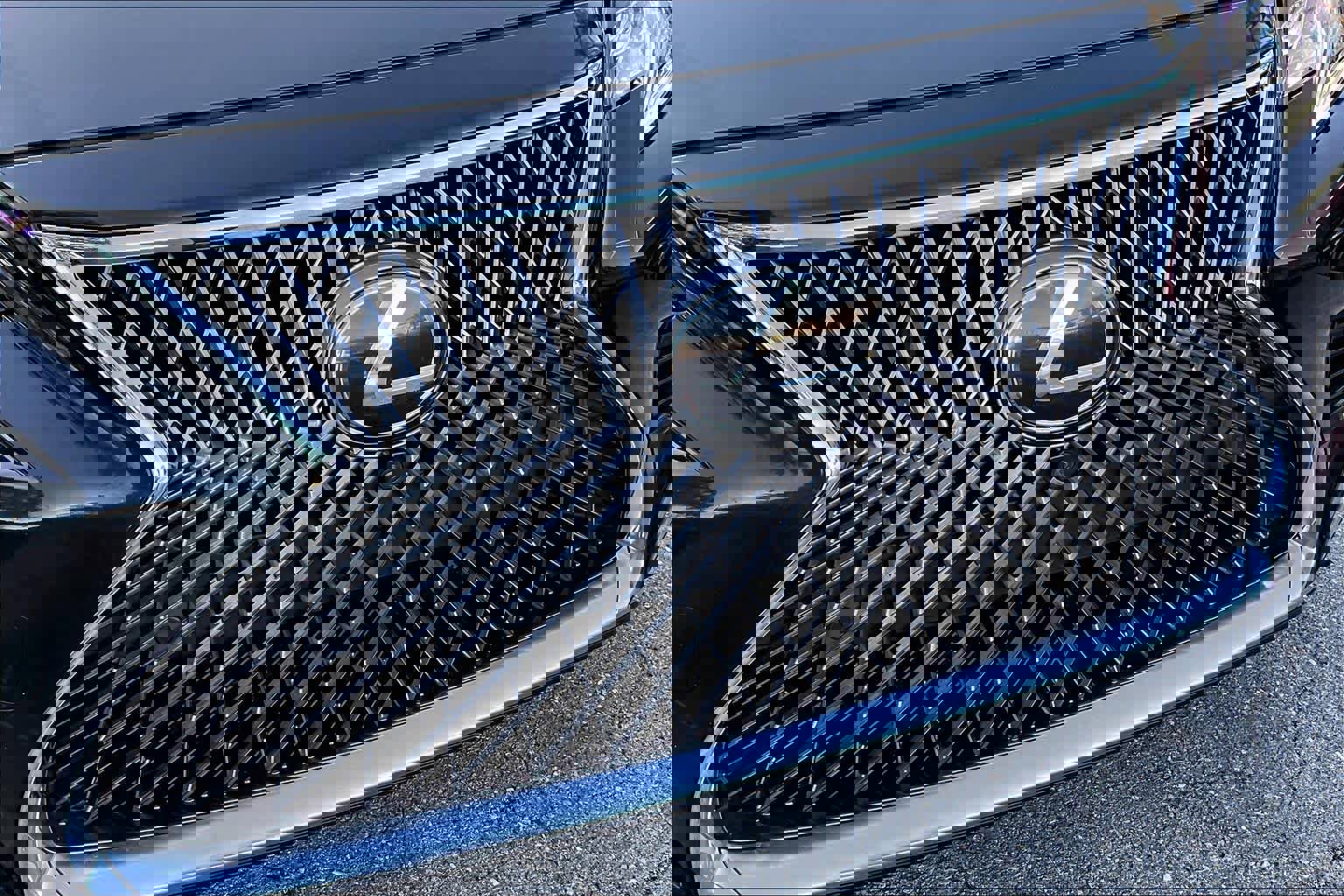 Used 2018 Lexus LS 500 AWD w/ Luxury Package image 30