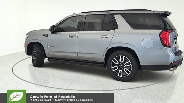 Used 2024 GMC Yukon AT4 w/ AT4 Premium Plus Package AWD/4WD image 3