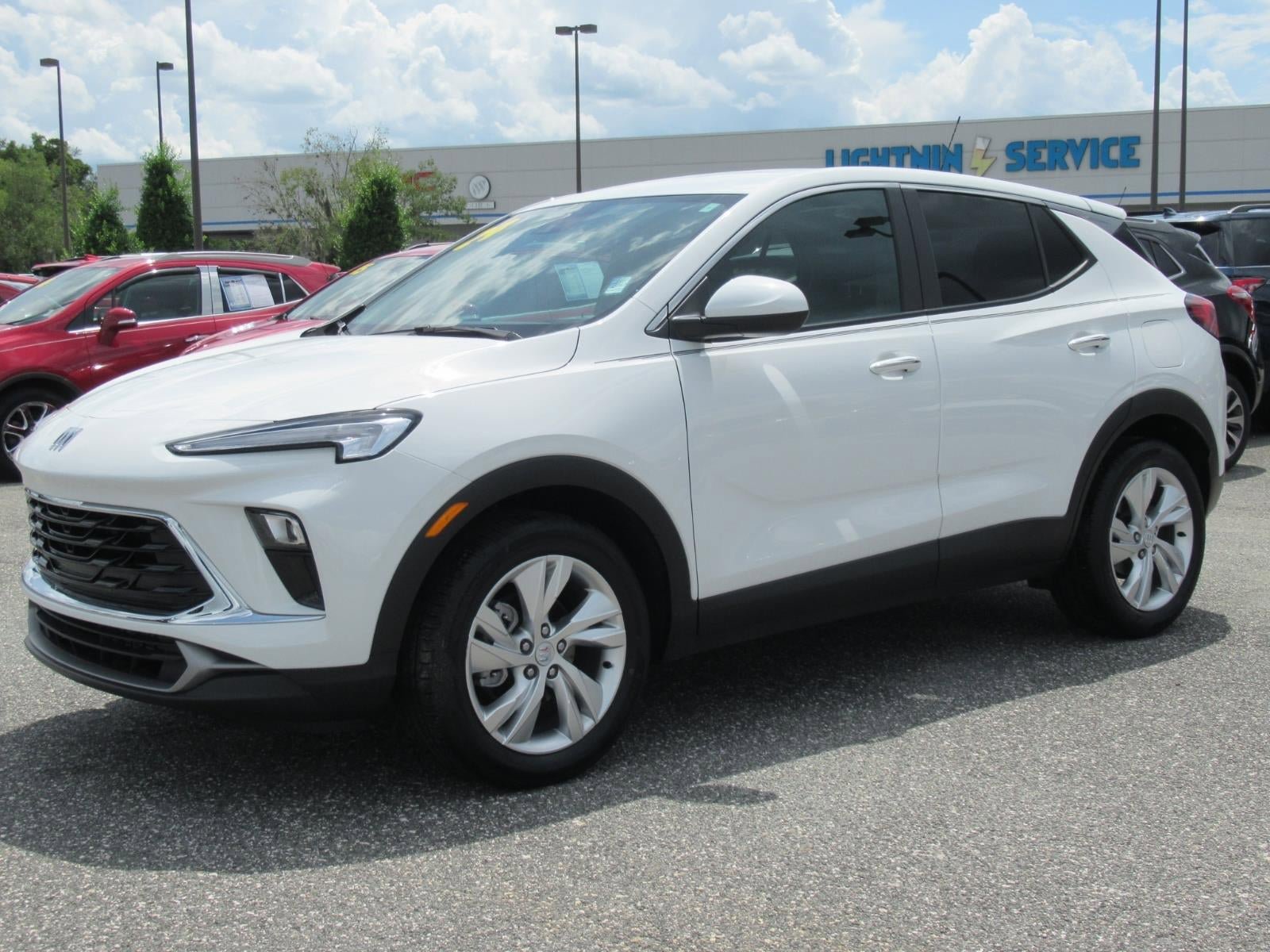 Used 2024 Buick Encore GX Preferred FWD image 3
