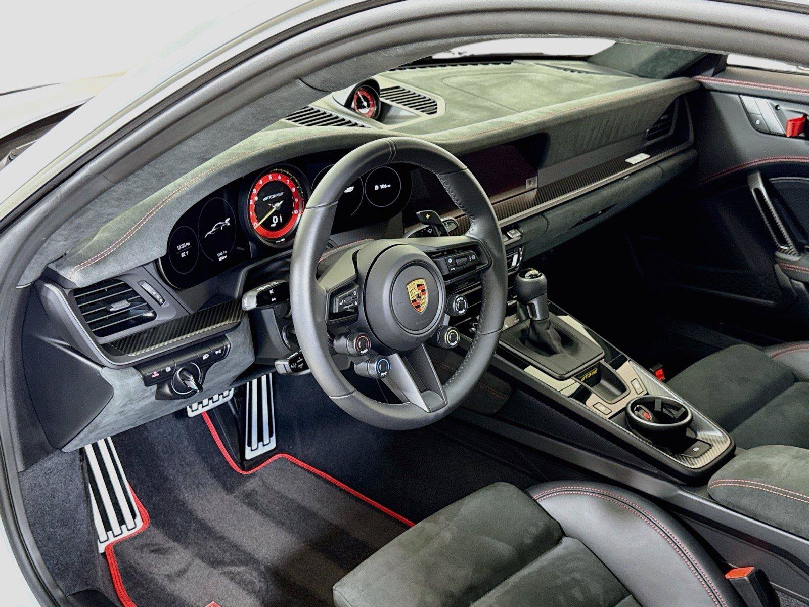 Used 2025 Porsche 911 GT3 RS RWD image 12