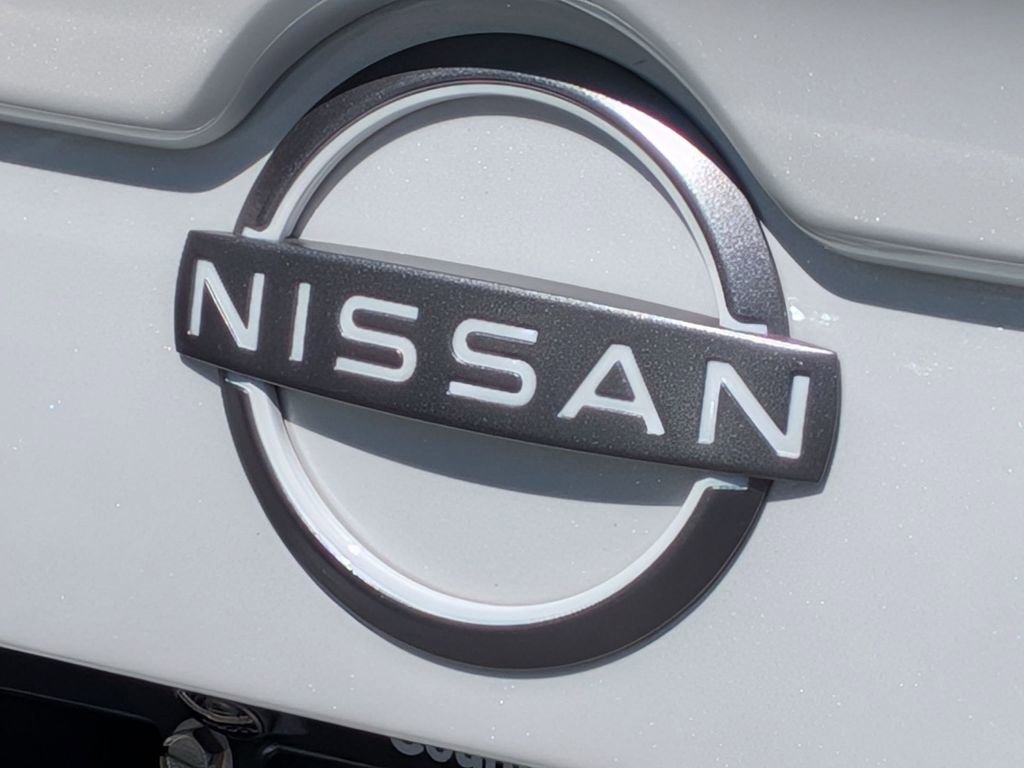 Used 2024 Nissan Sentra SR w/ SR Premium Package FWD image 28