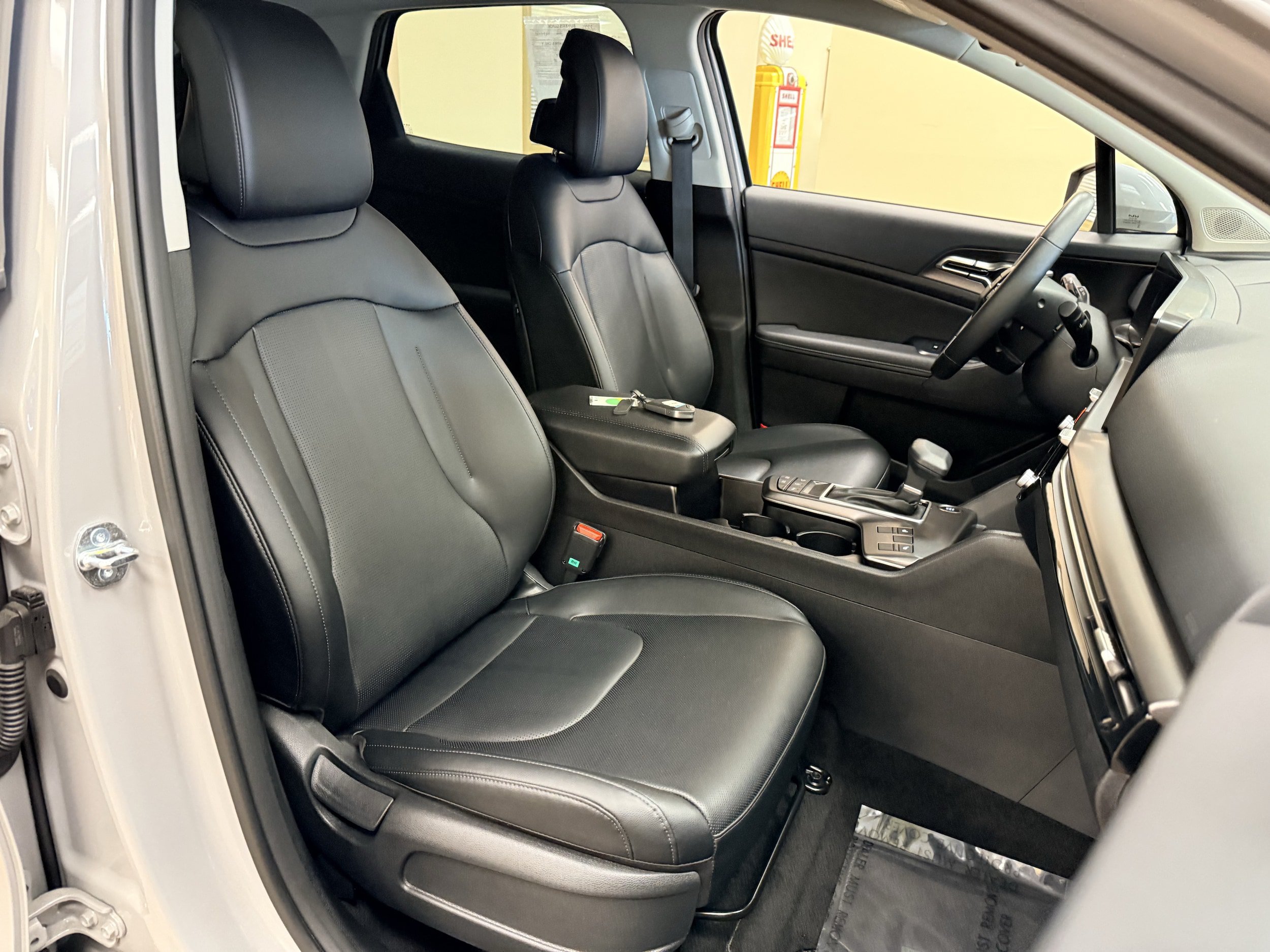 Used 2026 Kia Sportage EX AWD/4WD image 44