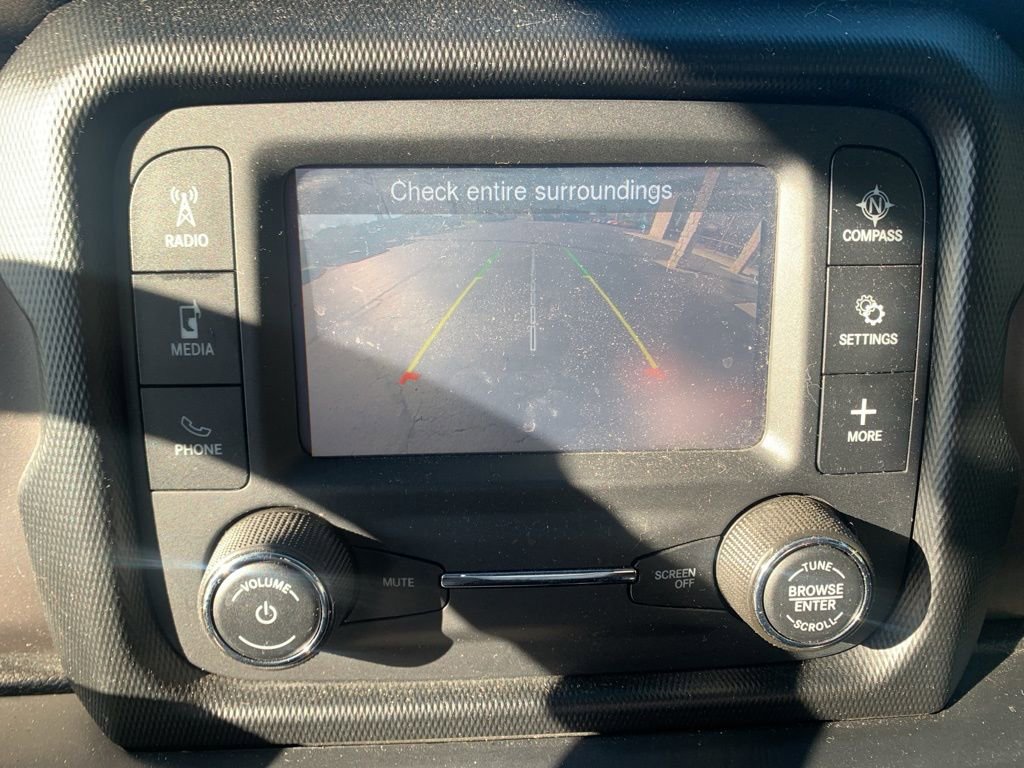 Used 2020 Jeep Wrangler Sport image 23