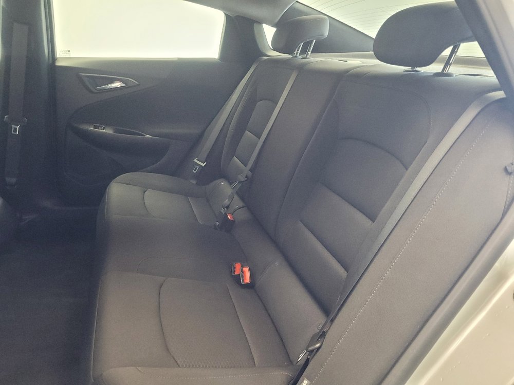 Used 2020 Chevrolet Malibu LS image 18