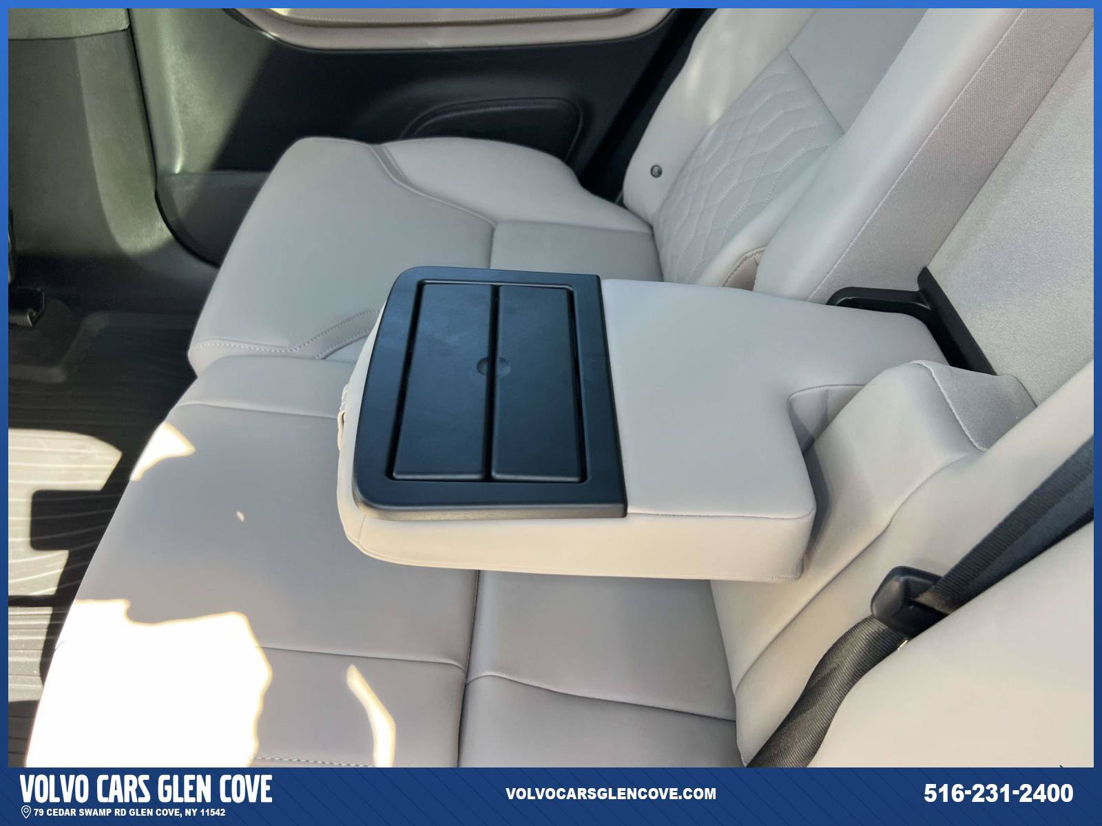 Used 2026 Volvo XC90 B6 Plus w/ Protection Package Premier AWD/4WD image 12
