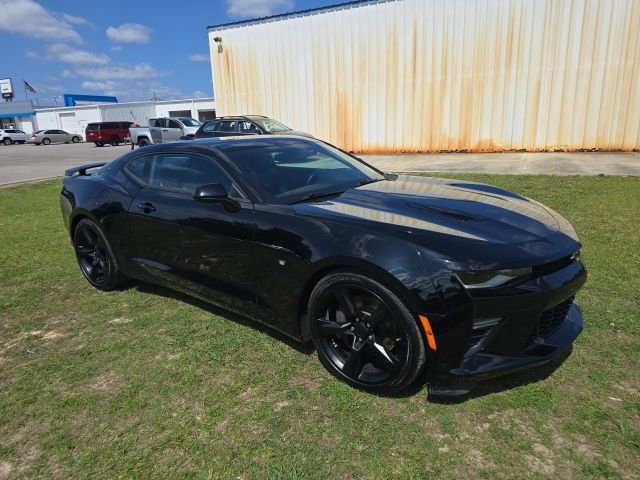 Used 2016 Chevrolet Camaro SS RWD image 11