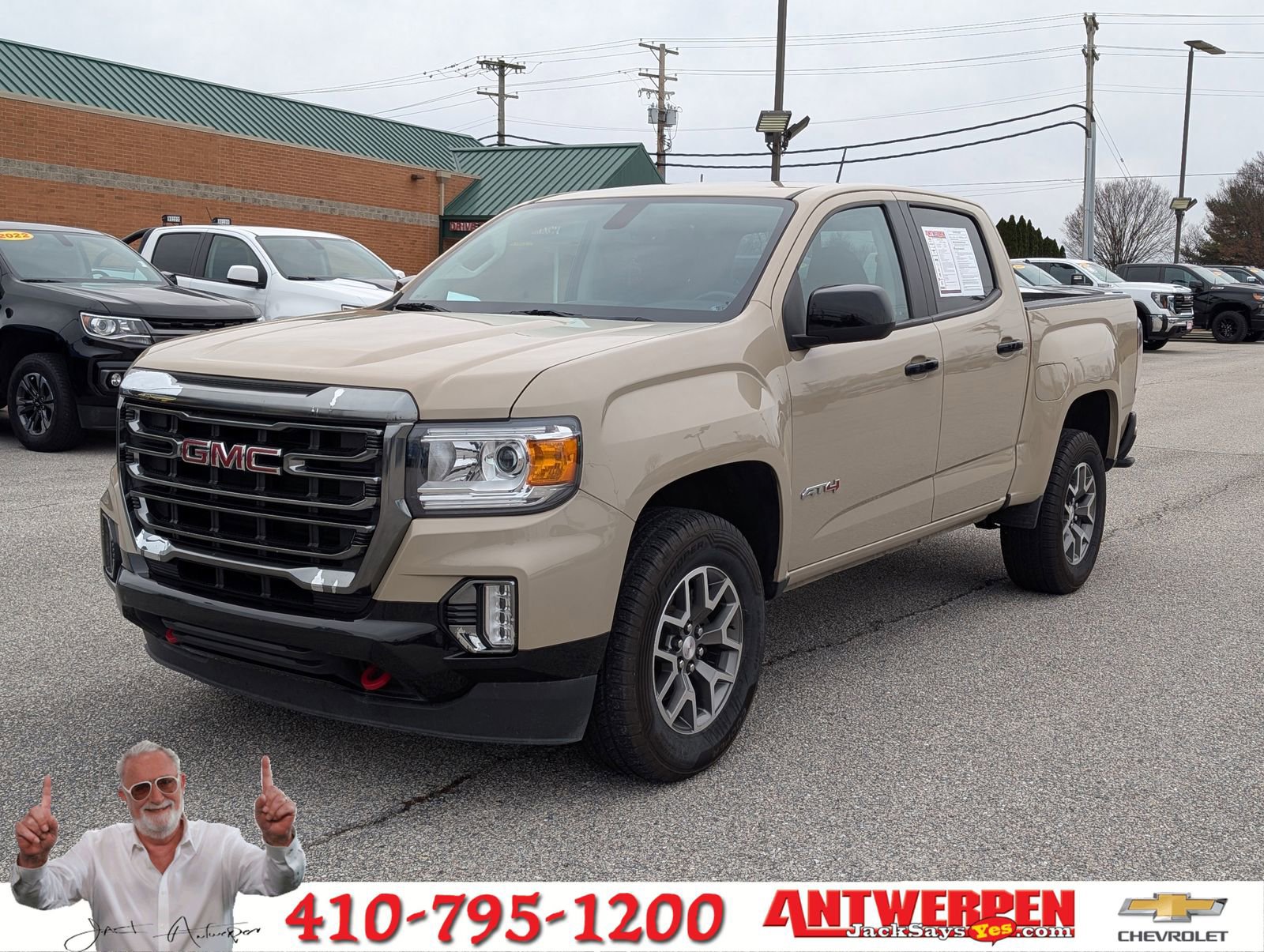 Used 2022 GMC Canyon AT4 w/ Trailering Package image 7