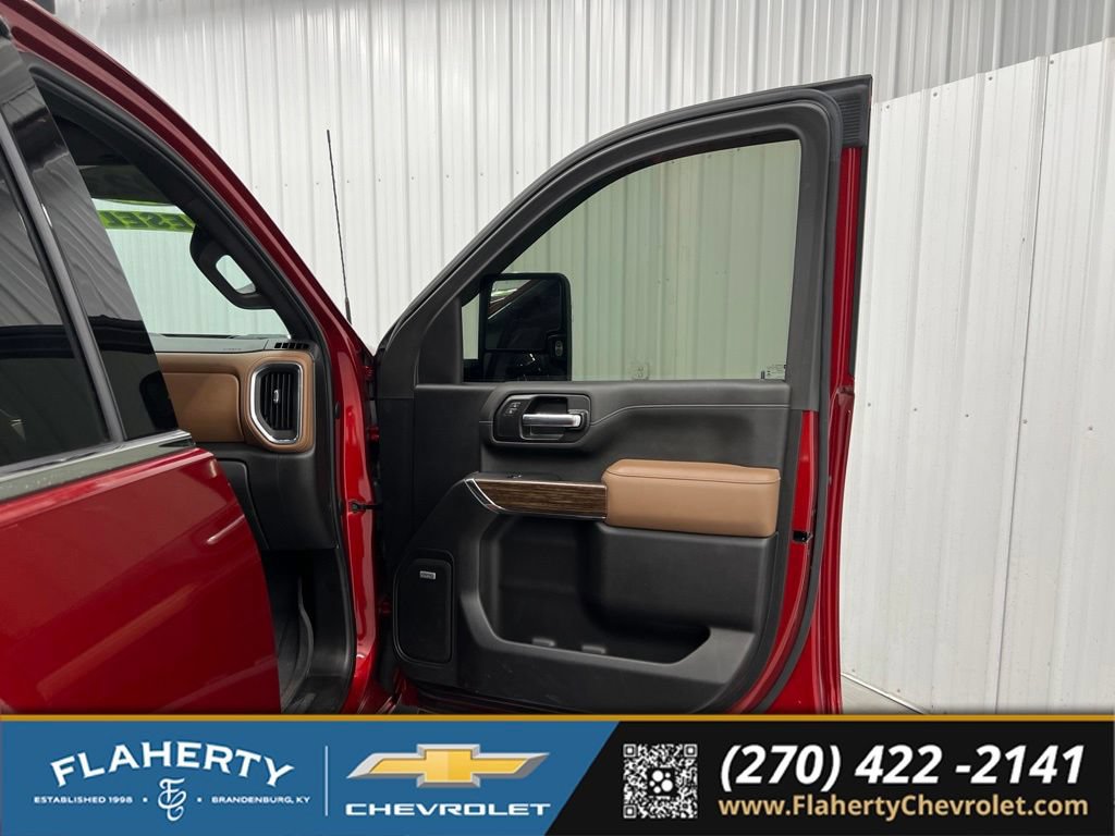 Used 2023 Chevrolet Silverado 2500 High Country w/ Z71 Off-Road Package AWD/4WD image 14