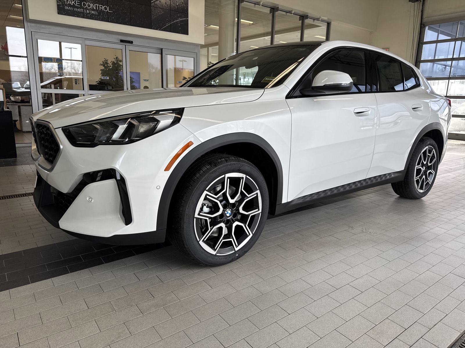 Used 2025 BMW X2 xDrive28i w/ Convenience Package