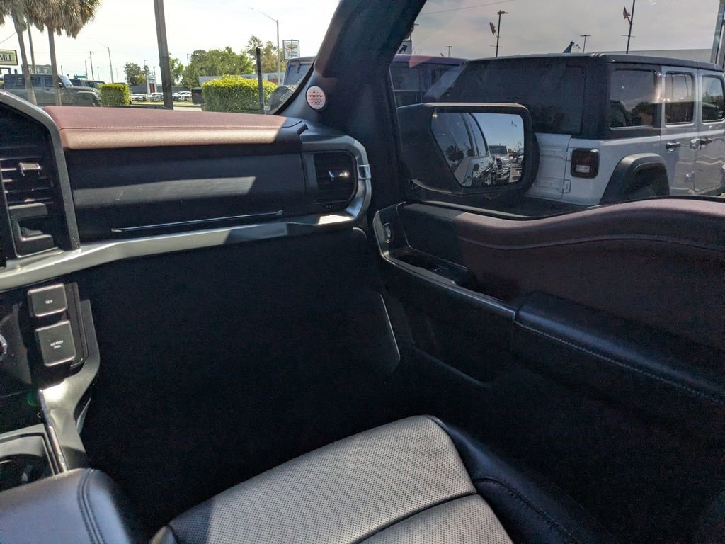 Used 2021 Ford F150 Lariat w/ Equipment Group 502A High image 17