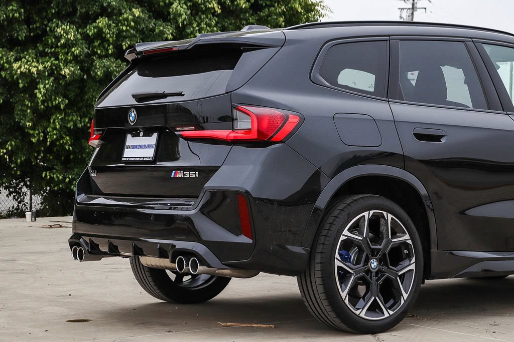 Used 2026 BMW X1 M35i w/ Technology Package AWD/4WD image 11